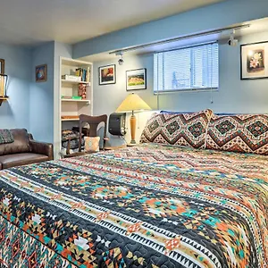 Apartment Charming Getaway About 3 Mi To Downtown!, Denver